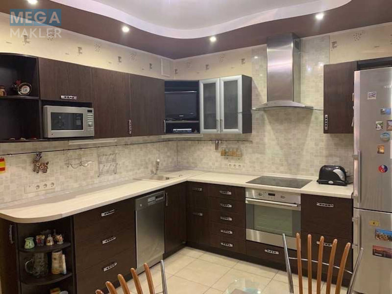 Продаж 2 кімнатної квартири (72,7/31/12,3), 13 пов. 21 пов. будинку, <a class="location-link" href="/kiev/" title="Недвижимость Київ">Київ</a>, <a class="location-link" href="/kiev/podolskij/" title="Недвижимость Подільський район">Подільський р-н</a>, Европейского Союза просп., 31а (изображение 2)