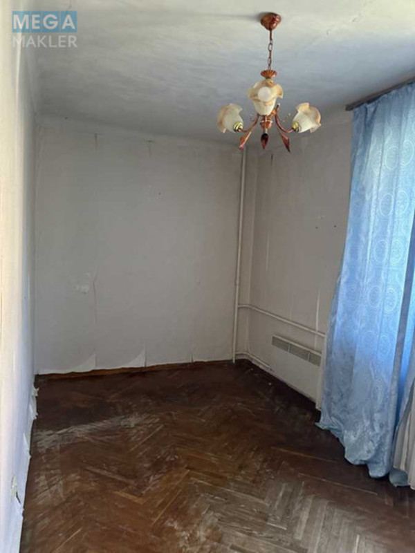 Продаж 2 кімнатної квартири (45/30/7), 3 пов. 5 пов. будинку, <a class="location-link" href="/kiev/" title="Недвижимость Київ">Київ</a>, <a class="location-link" href="/kiev/goloseevskij/" title="Недвижимость Голосіївський район">Голосіївський р-н</a>, Науки просп., 35 (изображение 6)