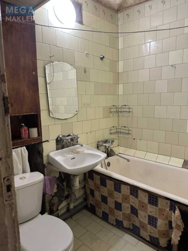Продаж 2 кімнатної квартири (45/30/7), 3 пов. 5 пов. будинку, <a class="location-link" href="/kiev/" title="Недвижимость Київ">Київ</a>, <a class="location-link" href="/kiev/goloseevskij/" title="Недвижимость Голосіївський район">Голосіївський р-н</a>, Науки просп., 35 (изображение 8)