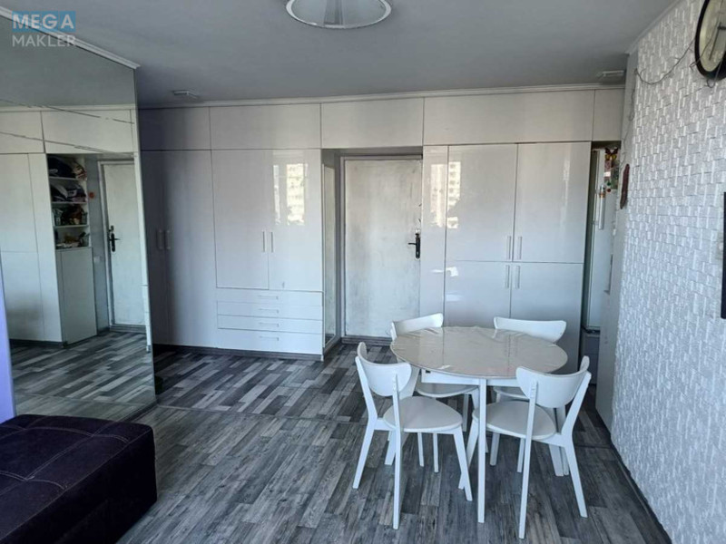 Продаж 2 кімнатної квартири (57/38/8), 11 пов. 26 пов. будинку, <a class="location-link" href="/kiev/" title="Недвижимость Київ">Київ</a>, <a class="location-link" href="/kiev/darnickij/" title="Недвижимость Дарницький район">Дарницький р-н</a>, Соломии Крушельницкой ул., 13 (изображение 2)