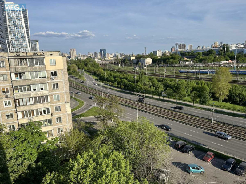 Продаж 3 кімнатної квартири (59/40/8), 9 пов. 9 пов. будинку, <a class="location-link" href="/kiev/" title="Недвижимость Київ">Київ</a>, <a class="location-link" href="/kiev/shevchenkovskij/" title="Недвижимость Шевченківський район">Шевченківський р-н</a>, Борщагівська вул., 4 (изображение 22)
