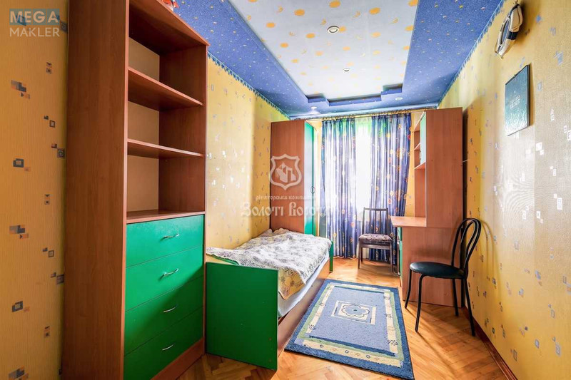 Продаж 3 кімнатної квартири (57,3/42,9/6,1), 5 пов. 5 пов. будинку, <a class="location-link" href="/kiev/" title="Недвижимость Київ">Київ</a>, <a class="location-link" href="/kiev/solomenskij/" title="Недвижимость Солом'янський район">Солом'янський р-н</a>, Академіка Каблукова вул., 9 (изображение 10)