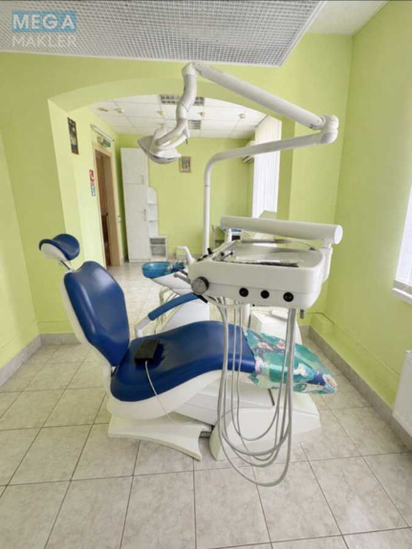 Продаж комерційної нерухомості, 72&nbsp;кв.м, <a class="location-link" href="/chernigov/" title="Недвижимость Чернігів">Чернігів</a>, <a class="location-link" href="/chernigov/novozavodskiy/" title="Недвижимость Новозаводський район">Новозаводський р-н</a>, Улица Незалежності, 56 (изображение 3)