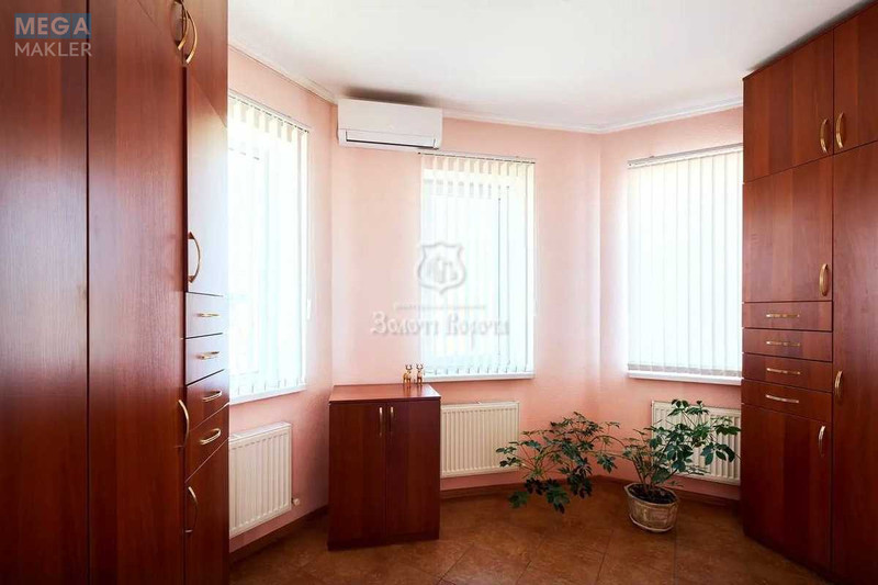 Продаж дома, 2&nbsp;поверху, 191,70&nbsp;кв.м, 3&nbsp;кімнати, ділянка 10,31&nbsp;соток, <a class="location-link" href="/tarasovka-selo-kv-kievo-svyatoshinskij-rajon/" title="Недвижимость Тарасівка">Тарасівка</a>, Механізаторів вул., 28 (изображение 14)