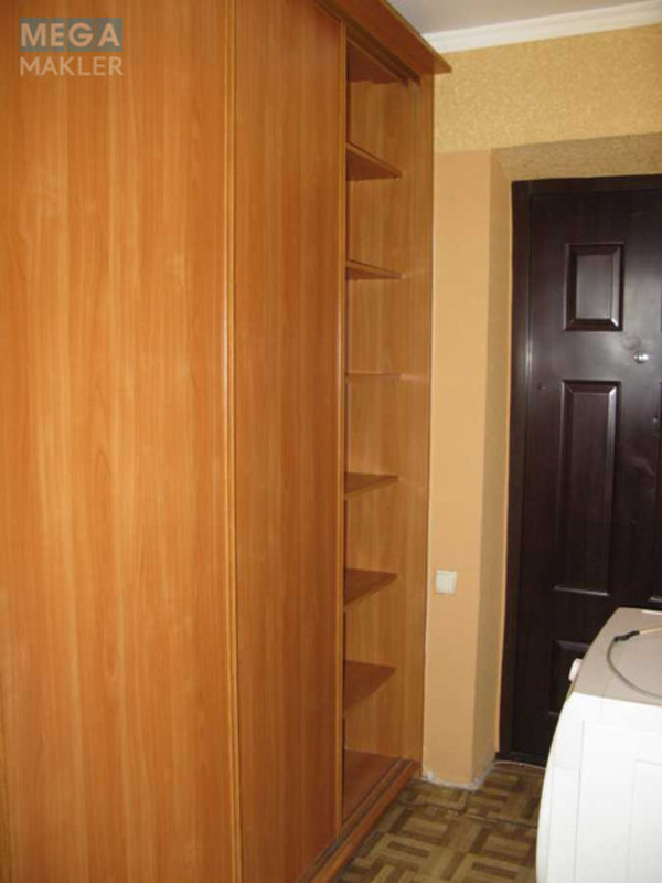 Оренда 1 кімнатної квартири, <a class="location-link" href="/kiev/" title="Недвижимость Київ">Київ</a>, <a class="location-link" href="/kiev/darnickij/" title="Недвижимость Дарницький район">Дарницький р-н</a>, Бориспольская ул. (изображение 12)