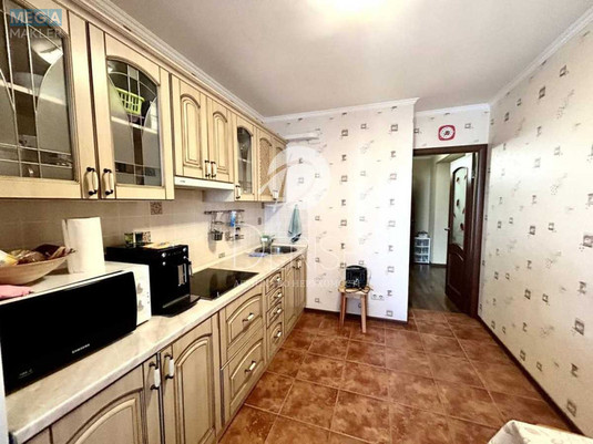 Продаж 1 кімнатної квартири (50/22/10), 15 пов. 18 пов. будинку, <a class="location-link" href="/kiev/" title="Недвижимость Київ">Київ</a>, <a class="location-link" href="/kiev/darnickij/" title="Недвижимость Дарницький район">Дарницький р-н</a>, Срібнокільська вул., 20 (изображение 11)