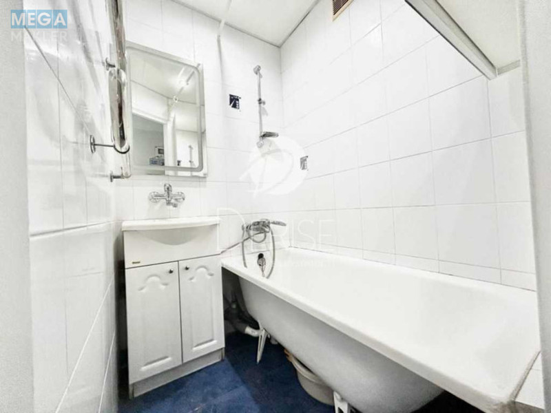 Продаж 3 кімнатної квартири (59,3/41/7), 6 пов. 9 пов. будинку, <a class="location-link" href="/kiev/" title="Недвижимость Київ">Київ</a>, <a class="location-link" href="/kiev/goloseevskij/" title="Недвижимость Голосіївський район">Голосіївський р-н</a>, Васильківська вул., 2А (изображение 4)