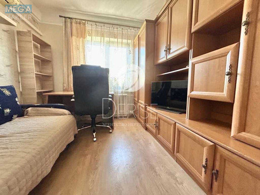 Продаж 3 кімнатної квартири (59,3/41/7), 6 пов. 9 пов. будинку, <a class="location-link" href="/kiev/" title="Недвижимость Київ">Київ</a>, <a class="location-link" href="/kiev/goloseevskij/" title="Недвижимость Голосіївський район">Голосіївський р-н</a>, Васильківська вул., 2А (изображение 10)