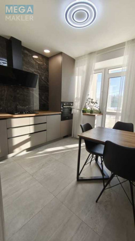 Оренда 1 кімнатної квартири, <a class="location-link" href="/lviv/" title="Недвижимость Львів">Львів</a>, <a class="location-link" href="/lviv/frankovskij/" title="Недвижимость Франківський район">Франківський р-н</a>, Стрийська, 115 (изображение 2)