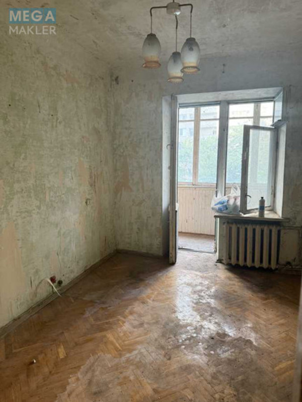 Продаж 2 кімнатної квартири (48/30/7), 3 пов. 9 пов. будинку, <a class="location-link" href="/kiev/" title="Недвижимость Київ">Київ</a>, <a class="location-link" href="/kiev/solomenskij/" title="Недвижимость Солом'янський район">Солом'янський р-н</a>, Митрополита Василия Липковского ул., 37 (изображение 3)