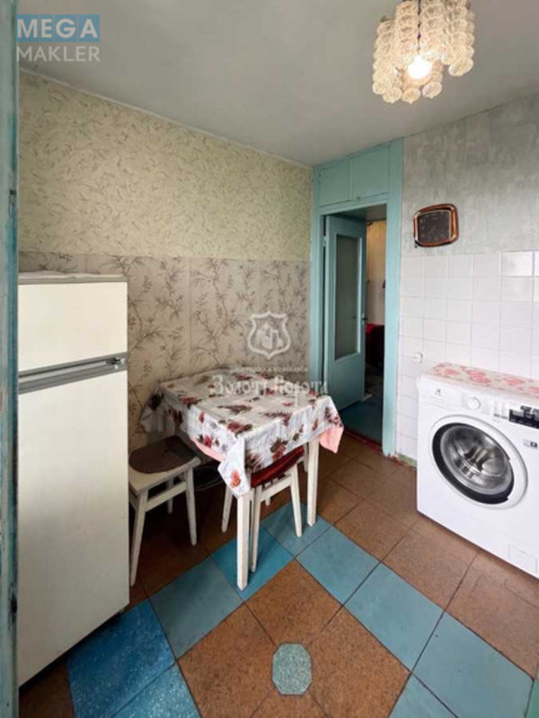 Продаж 1 кімнатної квартири (33,7/15,9/8), 15 пов. 16 пов. будинку, <a class="location-link" href="/kiev/" title="Недвижимость Київ">Київ</a>, <a class="location-link" href="/kiev/dneprovskij/" title="Недвижимость Дніпровський район">Дніпровський р-н</a>, Райдужна вул., 19 (изображение 7)