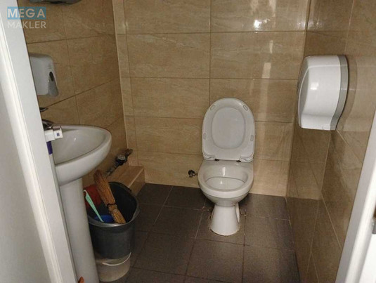 Продаж комерційної нерухомості, 61,50&nbsp;кв.м, под офис, <a class="location-link" href="/kharkov/" title="Недвижимость Харків">Харків</a>, <a class="location-link" href="/kharkov/kominternovskij/" title="Недвижимость Слобідський (Комінтернівський) район">Слобідський (Комінтернівський) р-н</a>, Харків, пр.Аерокосмічний, 173В (изображение 7)