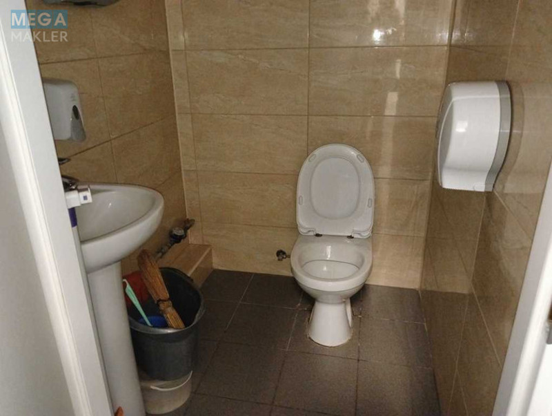 Продаж комерційної нерухомості, 61,50&nbsp;кв.м, под офис, <a class="location-link" href="/kharkov/" title="Недвижимость Харків">Харків</a>, <a class="location-link" href="/kharkov/kominternovskij/" title="Недвижимость Слобідський (Комінтернівський) район">Слобідський (Комінтернівський) р-н</a>, Харків, пр.Аерокосмічний, 173В (изображение 7)