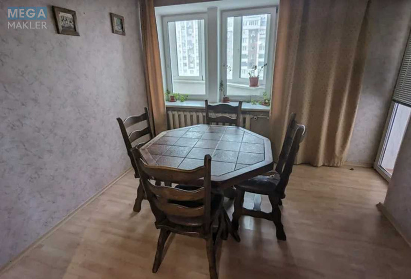Продаж 3 кімнатної квартири (149/67/17), 8 пов. 16 пов. будинку, <a class="location-link" href="/kiev/" title="Недвижимость Київ">Київ</a>, <a class="location-link" href="/kiev/obolonskij/" title="Недвижимость Оболонський район">Оболонський р-н</a>, Героев Сталинграда просп., 22 (изображение 14)