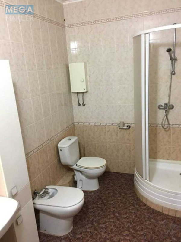 Продаж 3 кімнатної квартири (149/67/17), 8 пов. 16 пов. будинку, <a class="location-link" href="/kiev/" title="Недвижимость Київ">Київ</a>, <a class="location-link" href="/kiev/obolonskij/" title="Недвижимость Оболонський район">Оболонський р-н</a>, Героев Сталинграда просп., 22 (изображение 22)