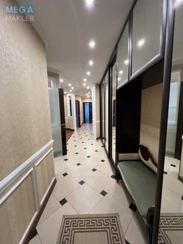 Оренда 3 кімнатної квартири, <a class="location-link" href="/kiev/" title="Недвижимость Київ">Київ</a>, <a class="location-link" href="/kiev/solomenskij/" title="Недвижимость Солом'янський район">Солом'янський р-н</a>, Генерала Воробйова вул., 13 (изображение 3)