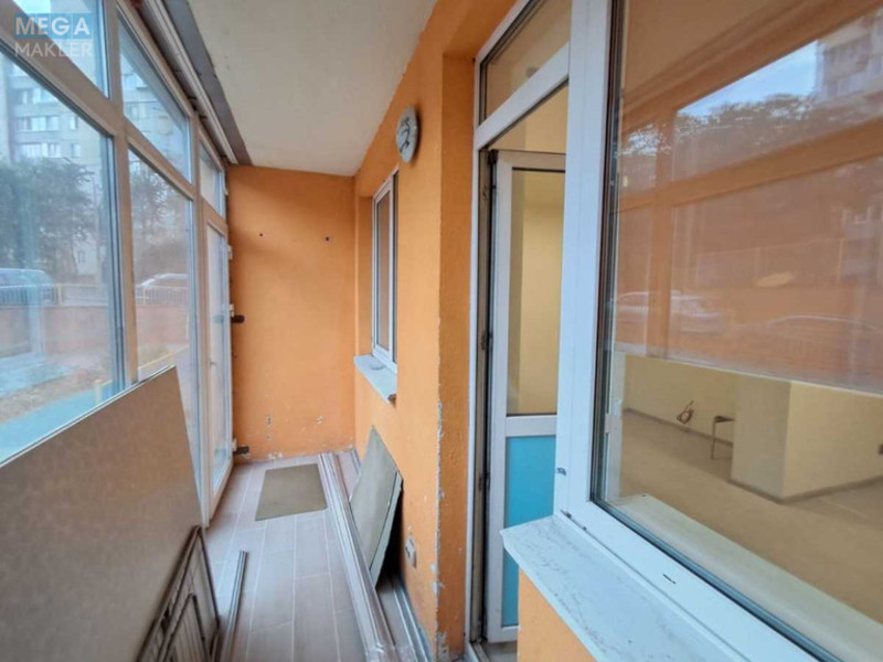 Продаж комерційної нерухомості, 60&nbsp;кв.м, <a class="location-link" href="/kiev/" title="Недвижимость Київ">Київ</a>, <a class="location-link" href="/kiev/podolskij/" title="Недвижимость Подільський район">Подільський р-н</a>, Наталії Ужвій вул., 12 (изображение 3)