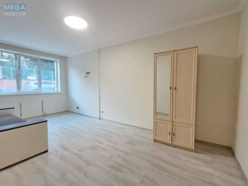 Продаж комерційної нерухомості, 60&nbsp;кв.м, <a class="location-link" href="/kiev/" title="Недвижимость Київ">Київ</a>, <a class="location-link" href="/kiev/podolskij/" title="Недвижимость Подільський район">Подільський р-н</a>, Наталії Ужвій вул., 12 (изображение 8)
