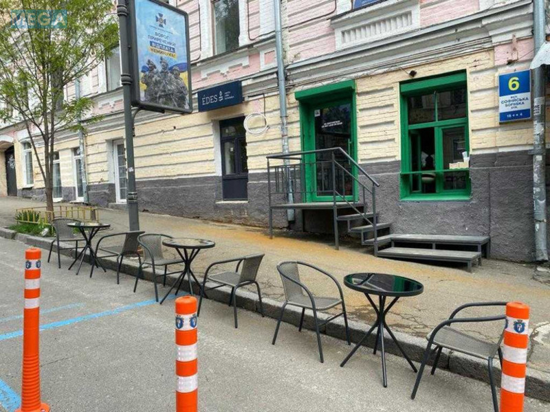 Оренда окремої будівлі/побудови, 33&nbsp;кв.м, <a class="location-link" href="/kiev/" title="Недвижимость Київ">Київ</a>, <a class="location-link" href="/kiev/shevchenkovskij/" title="Недвижимость Шевченківський район">Шевченківський р-н</a>, Софіївська пл., 6 (изображение 7)