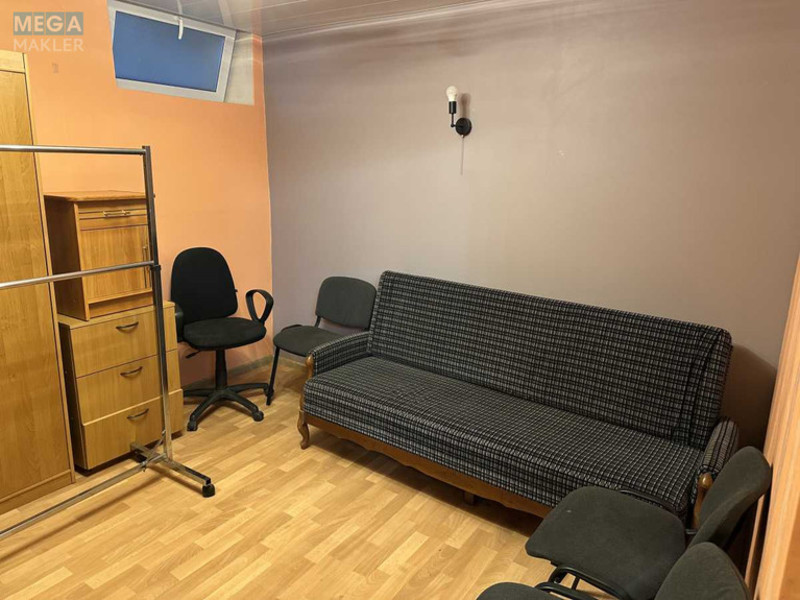 Оренда комерційної нерухомості, 90&nbsp;кв.м, <a class="location-link" href="/kiev/" title="Недвижимость Київ">Київ</a>, <a class="location-link" href="/kiev/solomenskij/" title="Недвижимость Солом'янський район">Солом'янський р-н</a>, Єреванська вул., 12 (изображение 7)