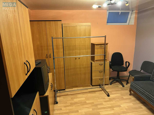 Оренда комерційної нерухомості, 90&nbsp;кв.м, <a class="location-link" href="/kiev/" title="Недвижимость Київ">Київ</a>, <a class="location-link" href="/kiev/solomenskij/" title="Недвижимость Солом'янський район">Солом'янський р-н</a>, Єреванська вул., 12 (изображение 8)