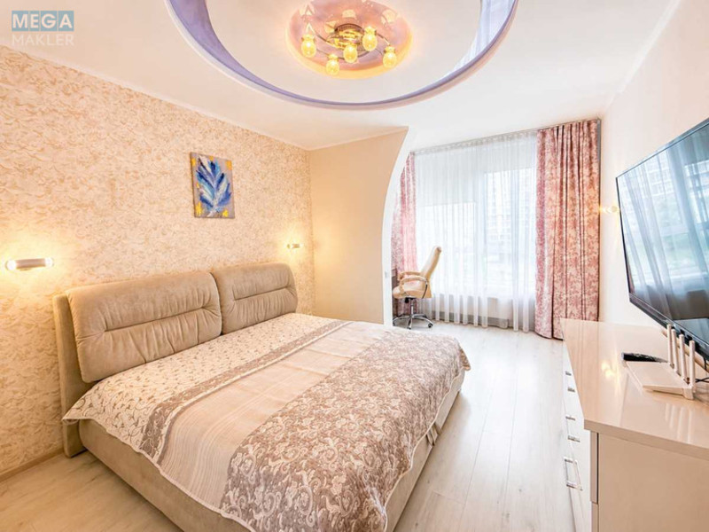 Продаж 2 кімнатної квартири (63,2/33/16), 3 пов. 7 пов. будинку, <a class="location-link" href="/kiev/" title="Недвижимость Київ">Київ</a>, <a class="location-link" href="/kiev/goloseevskij/" title="Недвижимость Голосіївський район">Голосіївський р-н</a>, Практична вул., 6 (изображение 9)