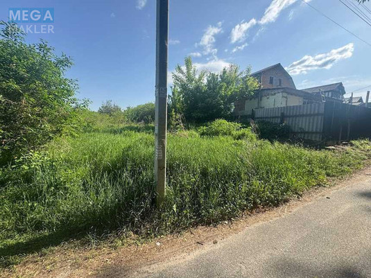 Продажа участка, 11&nbsp;соток, участок под жилую застройку, <a class="location-link" href="/starye-petrovcy/" title="Недвижимость Старі Петрівці">Старі Петрівці</a>, Захисників України (изображение 4)