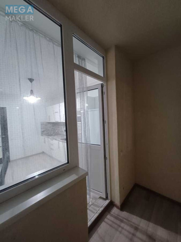 Оренда 1 кімнатної квартири, <a class="location-link" href="/kiev/" title="Недвижимость Київ">Київ</a>, <a class="location-link" href="/kiev/goloseevskij/" title="Недвижимость Голосіївський район">Голосіївський р-н</a>, Академіка Глушкова просп., 101 (изображение 3)