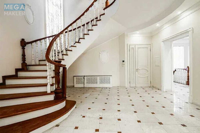 Продаж дома, 3&nbsp;поверху, 655&nbsp;кв.м, 5&nbsp;кімнат, ділянка 15&nbsp;соток, <a class="location-link" href="/kiev/" title="Недвижимость Київ">Київ</a>, рівненська, 13 (изображение 5)