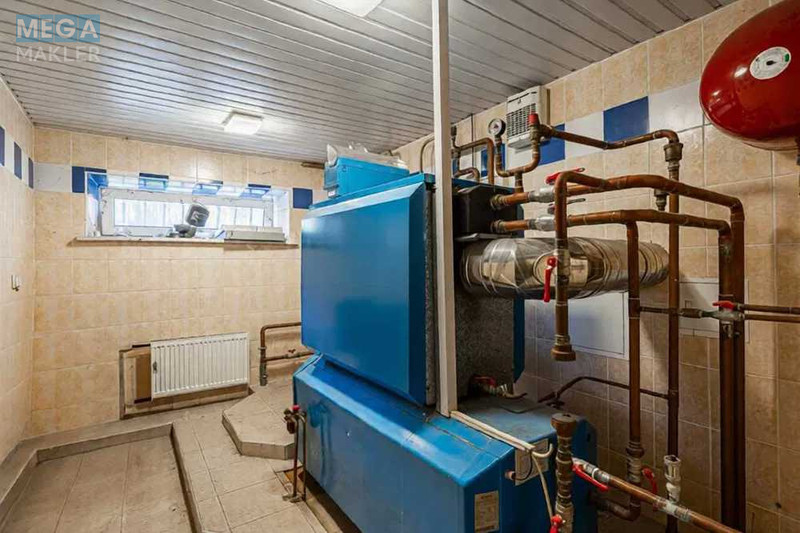 Продаж дома, 3&nbsp;поверху, 655&nbsp;кв.м, 5&nbsp;кімнат, ділянка 15&nbsp;соток, <a class="location-link" href="/kiev/" title="Недвижимость Київ">Київ</a>, рівненська, 13 (изображение 9)