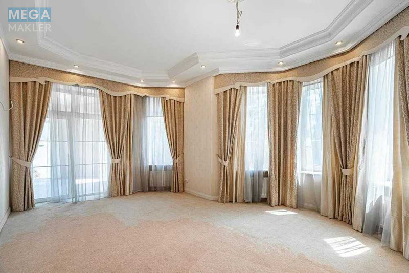 Продаж дома, 3&nbsp;поверху, 655&nbsp;кв.м, 5&nbsp;кімнат, ділянка 15&nbsp;соток, <a class="location-link" href="/kiev/" title="Недвижимость Київ">Київ</a>, рівненська, 13 (изображение 14)