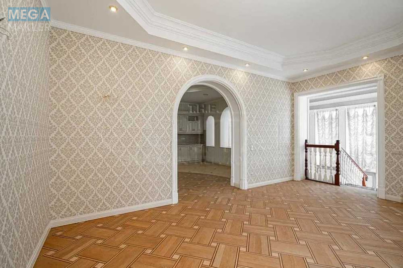Продаж дома, 3&nbsp;поверху, 655&nbsp;кв.м, 5&nbsp;кімнат, ділянка 15&nbsp;соток, <a class="location-link" href="/kiev/" title="Недвижимость Київ">Київ</a>, рівненська, 13 (изображение 17)
