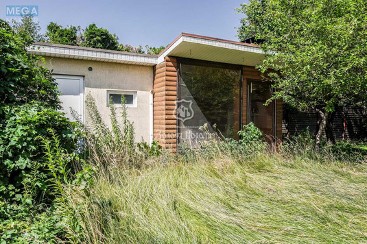 Продаж дома, 3&nbsp;поверху, 270&nbsp;кв.м, 5&nbsp;кімнат, ділянка 12,54&nbsp;соток, <a class="location-link" href="/kiev/" title="Недвижимость Київ">Київ</a>, <a class="location-link" href="/kiev/darnickij/" title="Недвижимость Дарницький район">Дарницький р-н</a>, Садова вул., 7/9 (изображение 2)