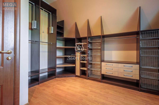 Продаж дома, 3&nbsp;поверху, 270&nbsp;кв.м, 5&nbsp;кімнат, ділянка 12,54&nbsp;соток, <a class="location-link" href="/kiev/" title="Недвижимость Київ">Київ</a>, <a class="location-link" href="/kiev/darnickij/" title="Недвижимость Дарницький район">Дарницький р-н</a>, Садова вул., 7/9 (изображение 19)