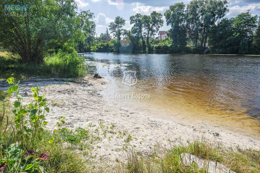 Продаж дома, 3&nbsp;поверху, 270&nbsp;кв.м, 5&nbsp;кімнат, ділянка 12,54&nbsp;соток, <a class="location-link" href="/kiev/" title="Недвижимость Київ">Київ</a>, <a class="location-link" href="/kiev/darnickij/" title="Недвижимость Дарницький район">Дарницький р-н</a>, Садова вул., 7/9 (изображение 23)
