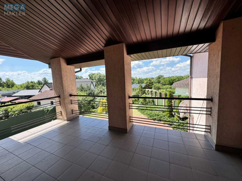 Продаж дома, 2&nbsp;поверху, 380&nbsp;кв.м, 4&nbsp;кімнати, ділянка 16&nbsp;соток, <a class="location-link" href="/kiev/" title="Недвижимость Київ">Київ</a>, <a class="location-link" href="/kiev/darnickij/" title="Недвижимость Дарницький район">Дарницький р-н</a>, Центральна вул. (изображение 13)