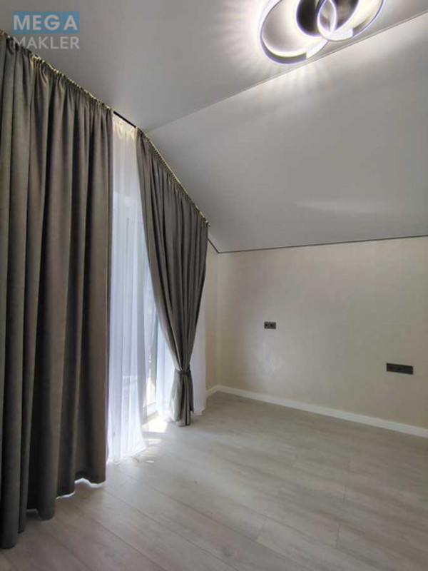 Продаж дома, 2&nbsp;поверху, 180&nbsp;кв.м, 5&nbsp;кімнат, ділянка 6&nbsp;соток, <a class="location-link" href="/putrovka/" title="Недвижимость Путрівка">Путрівка</a>, Бульварна (изображение 13)