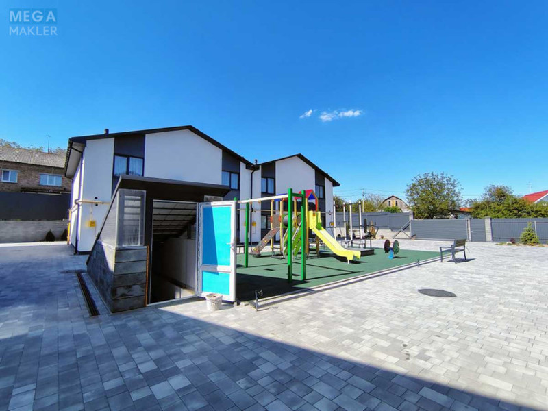 Продаж 1 кімнатної квартири (43/?/15), 1 пов. 2 пов. будинку, <a class="location-link" href="/vasilkov/" title="Недвижимость Васильків">Васильків</a>, Матросова (изображение 4)