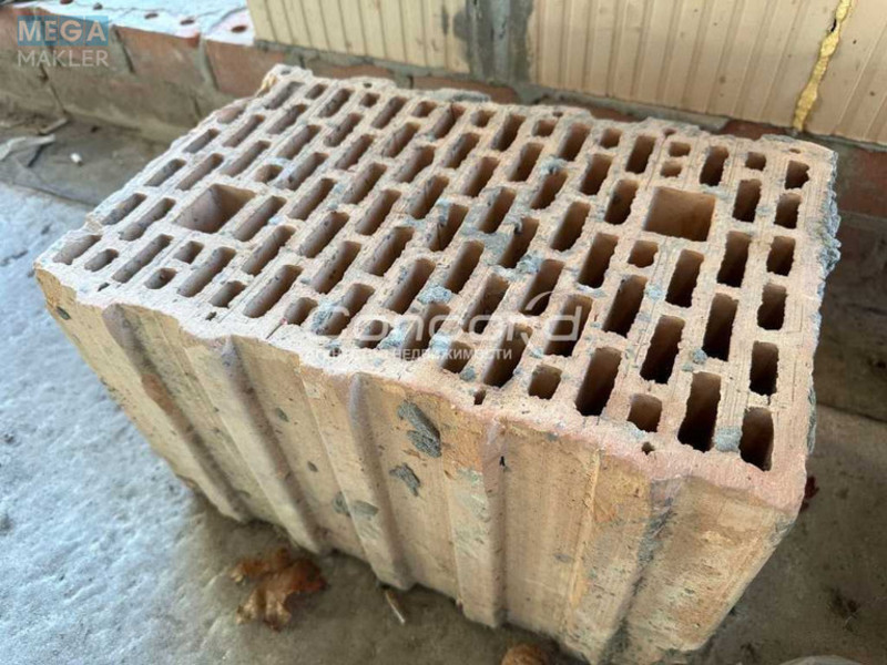 Продаж дома, 1&nbsp; поверх, 234&nbsp;кв.м, 5&nbsp;кімнат, ділянка 8&nbsp;соток, <a class="location-link" href="/kiev/" title="Недвижимость Київ">Київ</a>, <a class="location-link" href="/kiev/obolonskij/" title="Недвижимость Оболонський район">Оболонський р-н</a>, 6-а лінія вул., 13 (изображение 10)