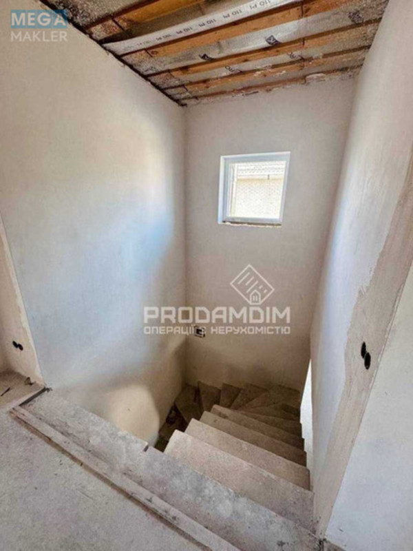 Продаж дома, 2&nbsp;поверху, 146&nbsp;кв.м, 5&nbsp;кімнат, ділянка 8&nbsp;соток, <a class="location-link" href="/starye-petrovcy/" title="Недвижимость Старі Петрівці">Старі Петрівці</a>, Промислова, 15 (изображение 11)