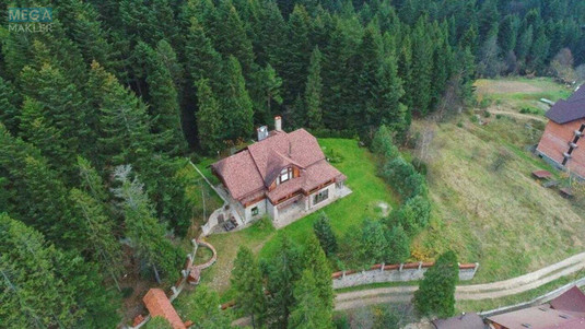 Продаж дома, 3&nbsp;поверху, 316&nbsp;кв.м, 7&nbsp;кімнат, ділянка 18&nbsp;соток, <a class="location-link" href="/shodnica/" title="Недвижимость Східниця">Східниця</a>, Бориславська, 37 (изображение 2)