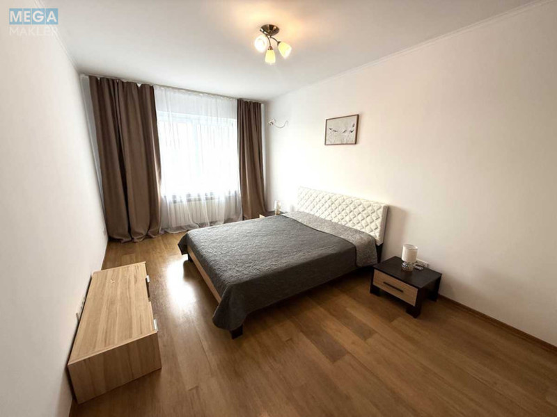 Оренда 3 кімнатної квартири, <a class="location-link" href="/kiev/" title="Недвижимость Київ">Київ</a>, <a class="location-link" href="/kiev/darnickij/" title="Недвижимость Дарницький район">Дарницький р-н</a>, Елизаветы Чавдар ул., 6 (изображение 2)