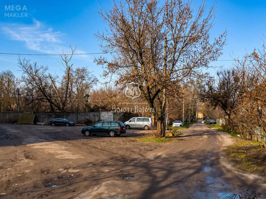 Продаж комерційної нерухомості, 282&nbsp;кв.м, под офис, <a class="location-link" href="/kiev/" title="Недвижимость Київ">Київ</a>, <a class="location-link" href="/kiev/dneprovskij/" title="Недвижимость Дніпровський район">Дніпровський р-н</a>, Алма-Атинська вул., 74 (изображение 6)