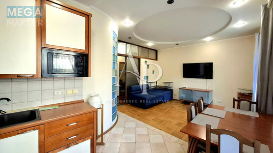Продаж 3 кімнатної квартири (100/71/22), 4 пов. 5 пов. будинку, <a class="location-link" href="/kiev/" title="Недвижимость Київ">Київ</a>, <a class="location-link" href="/kiev/solomenskij/" title="Недвижимость Солом'янський район">Солом'янський р-н</a>, Липківського 40 ( <img src="https://megamakler.com.ua/metro/ff0000.gif" alt="" class="metro" /> м. Вокзальная, 20 хв ) (изображение 3)