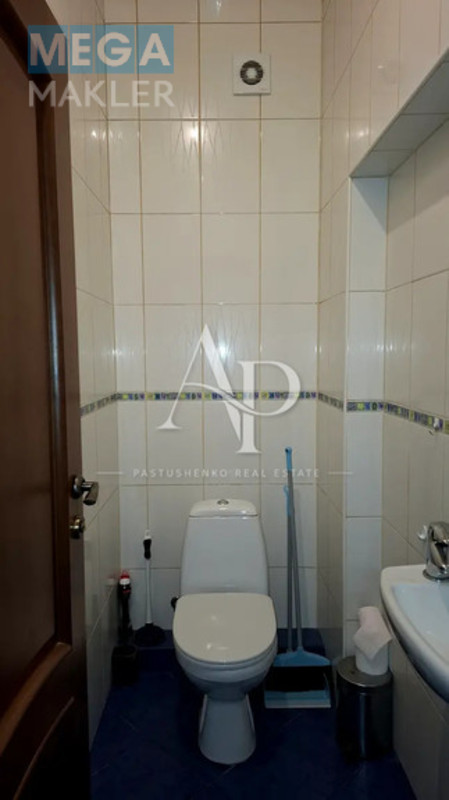 Продаж 3 кімнатної квартири (100/71/22), 4 пов. 5 пов. будинку, <a class="location-link" href="/kiev/" title="Недвижимость Київ">Київ</a>, <a class="location-link" href="/kiev/solomenskij/" title="Недвижимость Солом'янський район">Солом'янський р-н</a>, Липківського 40 ( <img src="https://megamakler.com.ua/metro/ff0000.gif" alt="" class="metro" /> м. Вокзальная, 20 хв ) (изображение 7)