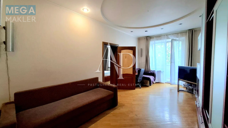 Продаж 3 кімнатної квартири (100/71/22), 4 пов. 5 пов. будинку, <a class="location-link" href="/kiev/" title="Недвижимость Київ">Київ</a>, <a class="location-link" href="/kiev/solomenskij/" title="Недвижимость Солом'янський район">Солом'янський р-н</a>, Липківського 40 ( <img src="https://megamakler.com.ua/metro/ff0000.gif" alt="" class="metro" /> м. Вокзальная, 20 хв ) (изображение 10)