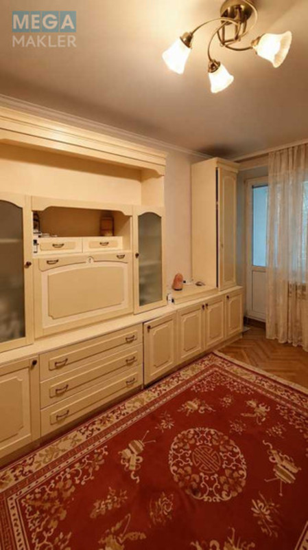 Продаж 3 кімнатної квартири (72/38/12), 1 пов. 16 пов. будинку, <a class="location-link" href="/kiev/" title="Недвижимость Київ">Київ</a>, <a class="location-link" href="/kiev/solomenskij/" title="Недвижимость Солом'янський район">Солом'янський р-н</a>, Олексы Тихого ул., 23 (изображение 5)