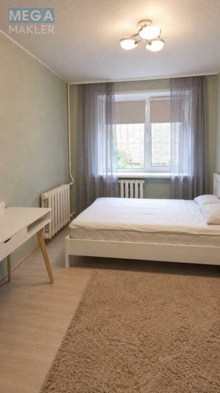 Продаж 3 кімнатної квартири (72/38/12), 1 пов. 16 пов. будинку, <a class="location-link" href="/kiev/" title="Недвижимость Київ">Київ</a>, <a class="location-link" href="/kiev/solomenskij/" title="Недвижимость Солом'янський район">Солом'янський р-н</a>, Олексы Тихого ул., 23 (изображение 8)