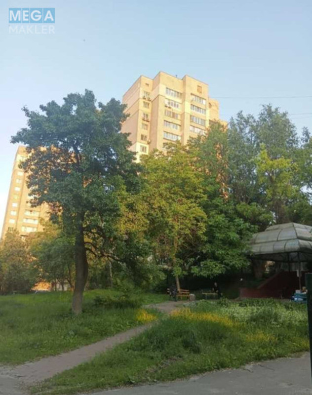 Продаж 3 кімнатної квартири (72/38/12), 1 пов. 16 пов. будинку, <a class="location-link" href="/kiev/" title="Недвижимость Київ">Київ</a>, <a class="location-link" href="/kiev/solomenskij/" title="Недвижимость Солом'янський район">Солом'янський р-н</a>, Олексы Тихого ул., 23 (изображение 17)