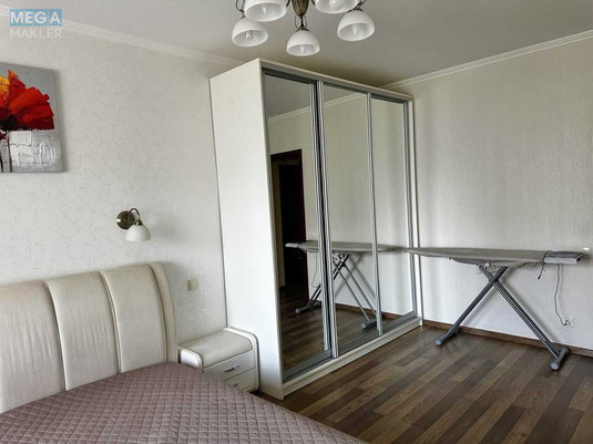 Оренда 3 кімнатної квартири, <a class="location-link" href="/kiev/" title="Недвижимость Київ">Київ</a>, <a class="location-link" href="/kiev/podolskij/" title="Недвижимость Подільський район">Подільський р-н</a>, Василя Порика просп., 7Б (изображение 2)